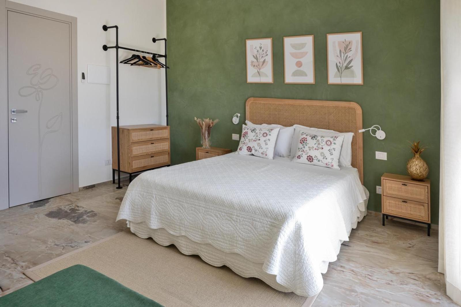 Rotareddu B&B ルオゴサント エクステリア 写真